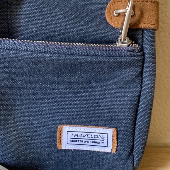 Travelon Anti-Theft Heritage Crossbody Bag - Picture 2 of 6